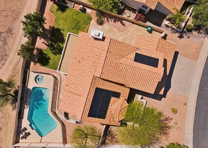 Holiday home 5bdr With Pool & Scenic Golf Views!