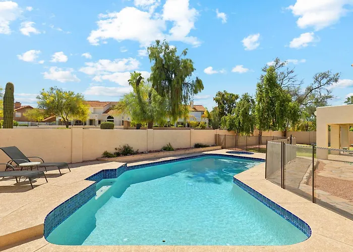 5bdr With Pool & Scenic Golf Views! * Mesa
